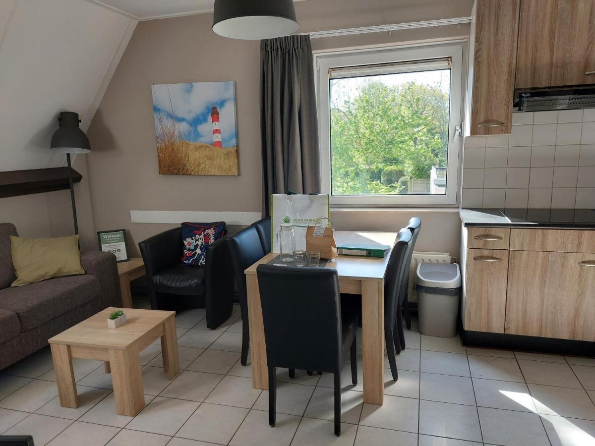 Boszicht 3 Appartement In Oostkapelle Bagian luar foto